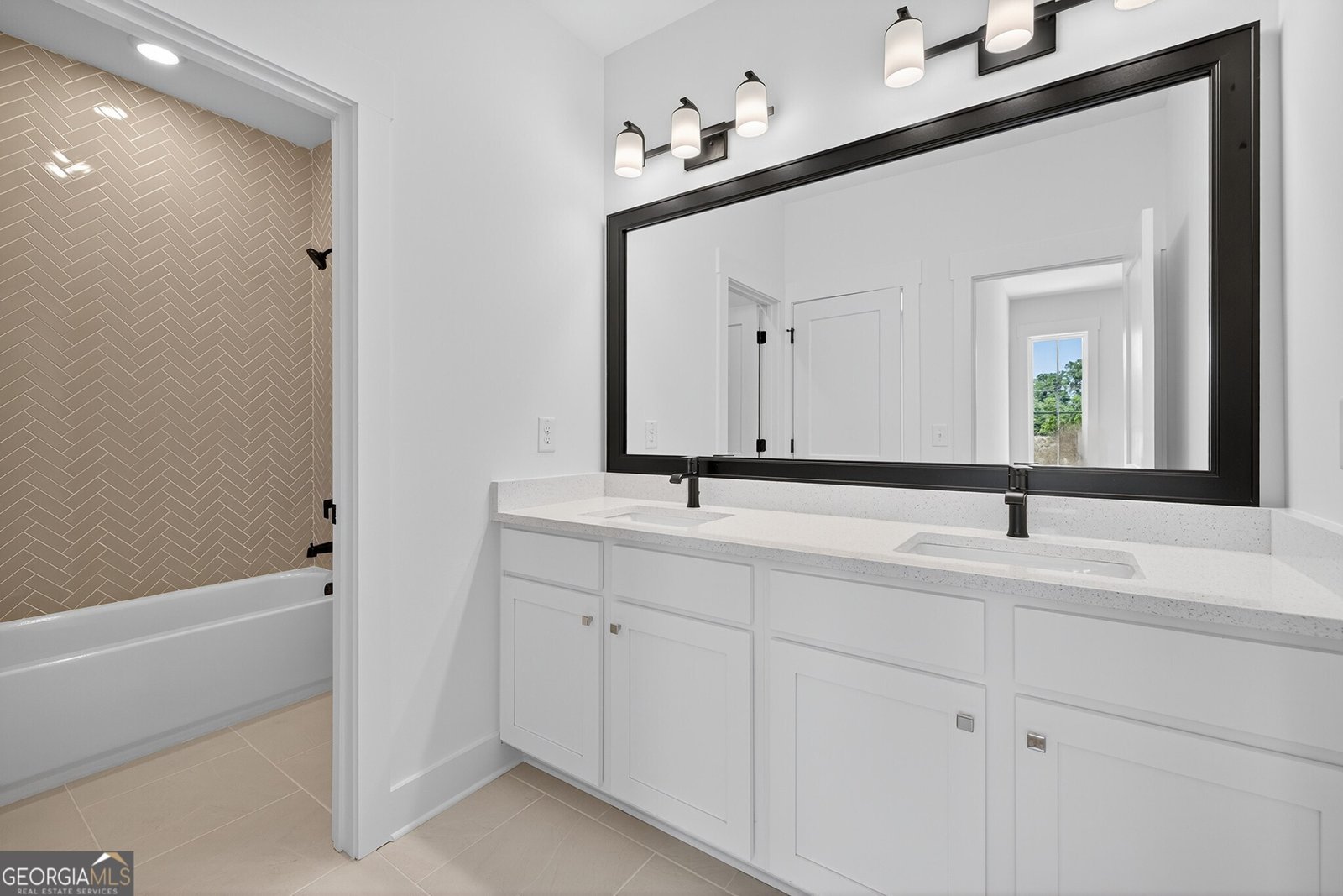 5627 Meadowstone Walk Kennesaw - 28