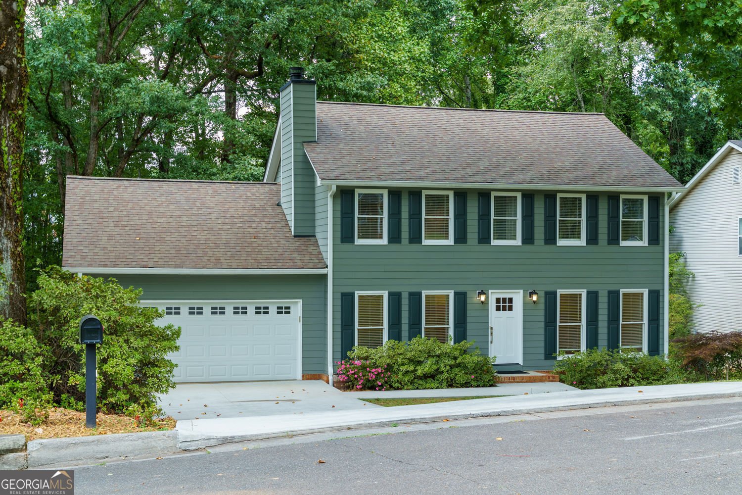 145 Ansley Court Roswell - 1
