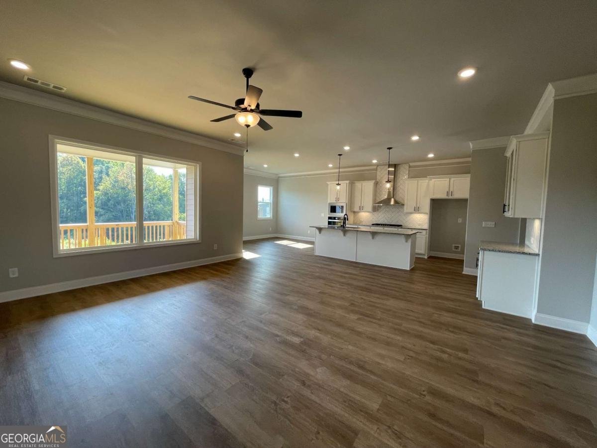 120 Cherokee Rose Lane Hoschton - 4