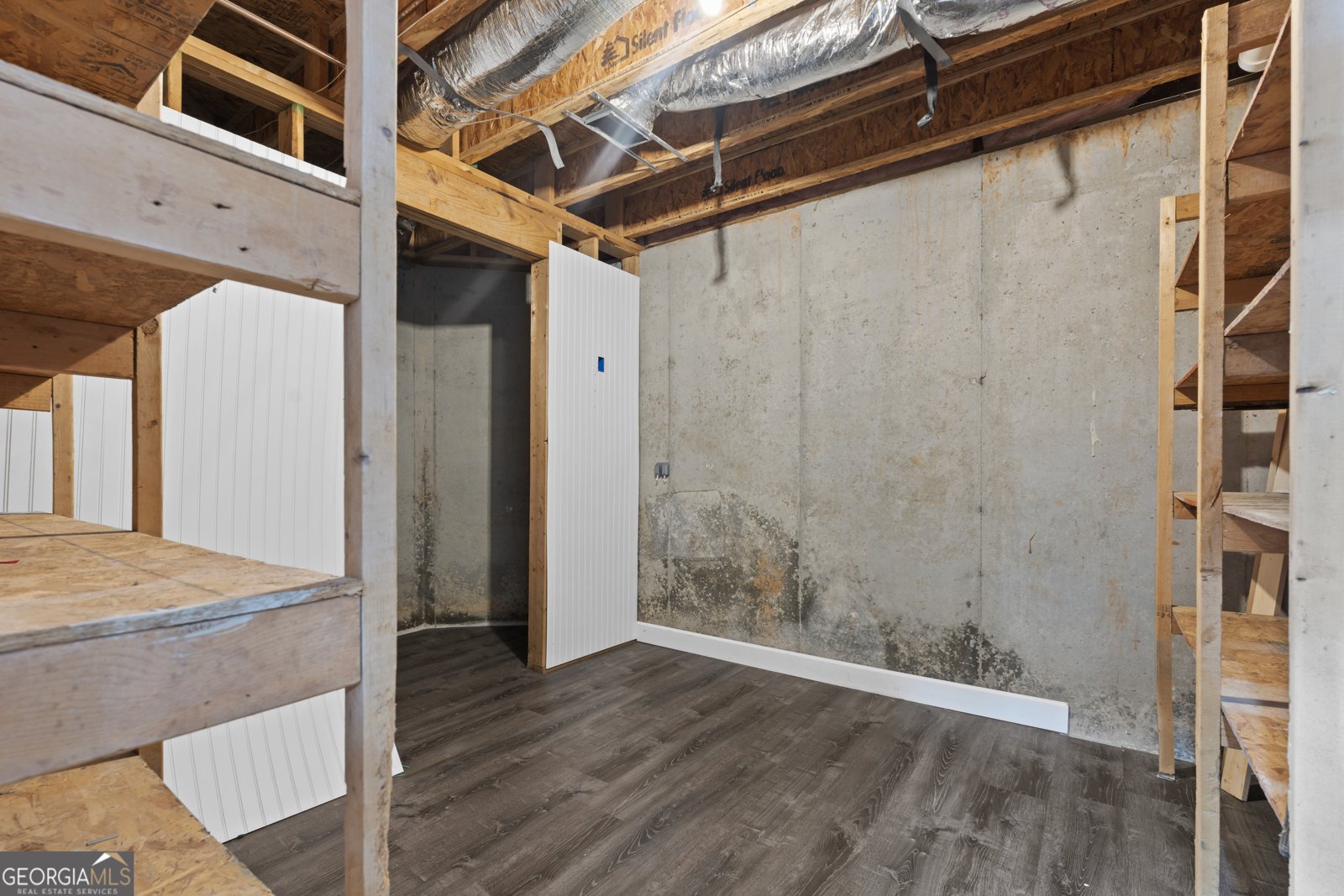 141 Ennisbrook Drive Smyrna - 57