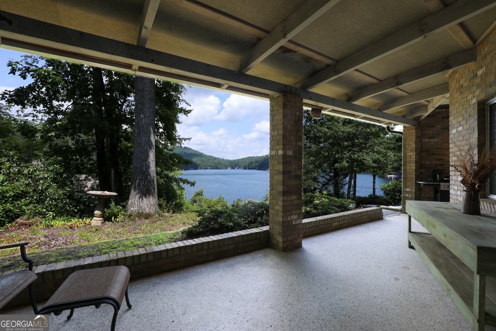 120 Pinto Lane Lakemont - 22