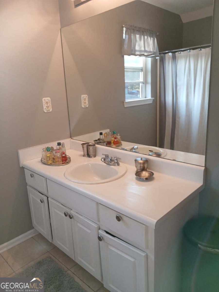 200 Glynn Addy Drive Stockbridge - 27
