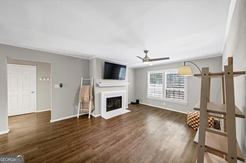 37 La Rue Place Atlanta - 3