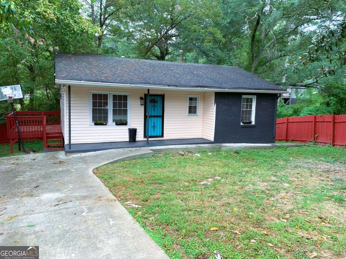 1551 Ferno Drive Atlanta - 2