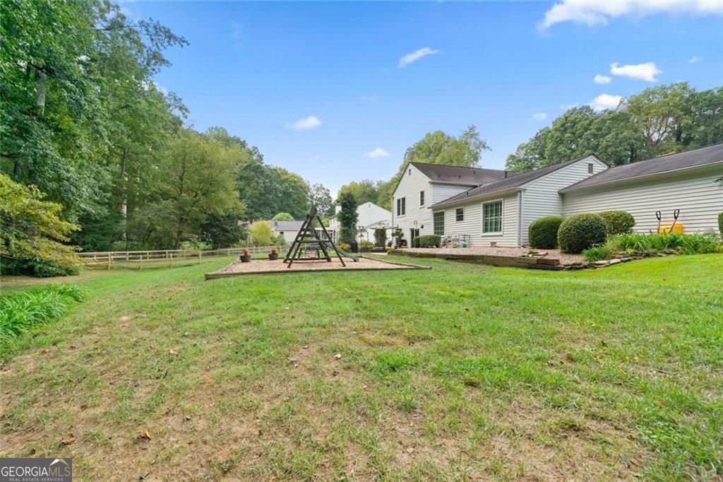 237 Lamplighter Lane Marietta - 11