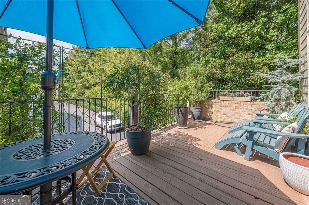 942 Telfair Close Sandy Springs - 4