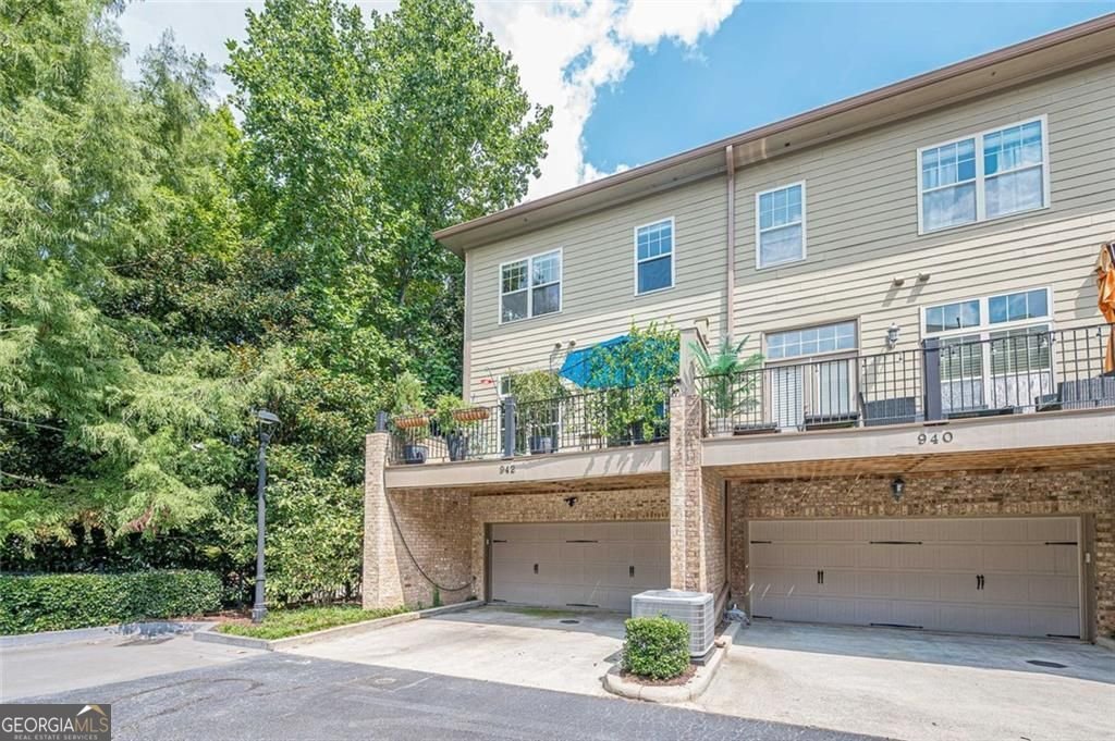 942 Telfair Close Sandy Springs - 8