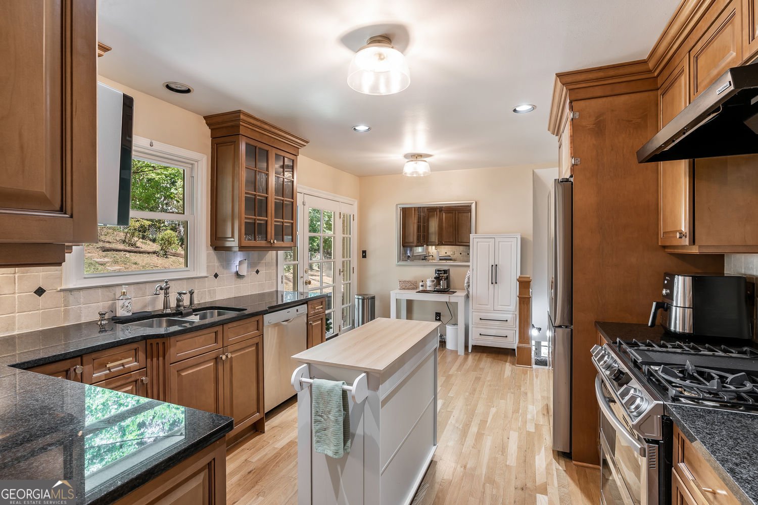 1460 Valley View Road Atlanta - 3