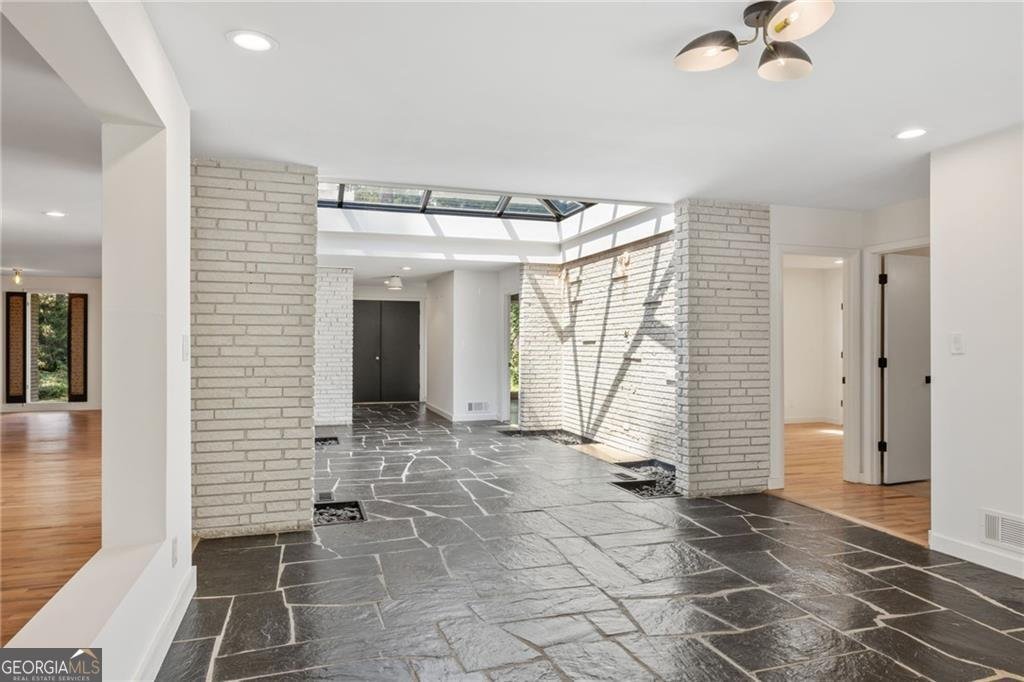1791 Breckenridge Drive Atlanta - 8