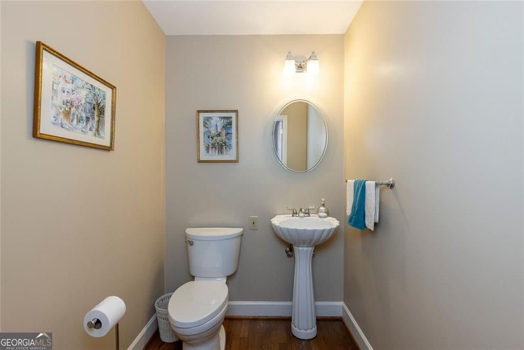 8265 Berkley Ridge Sandy Springs - 11