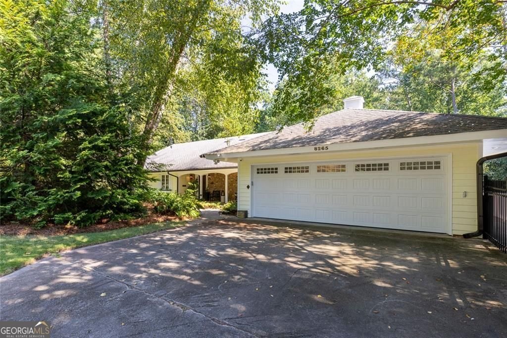 8265 Berkley Ridge Sandy Springs - 2