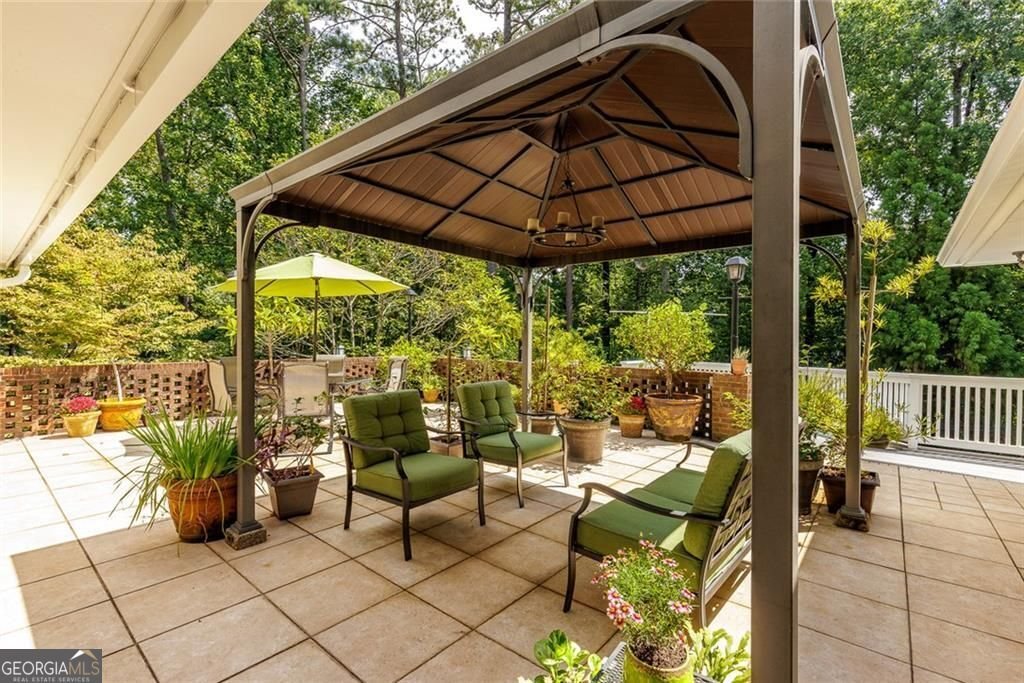 8265 Berkley Ridge Sandy Springs - 46
