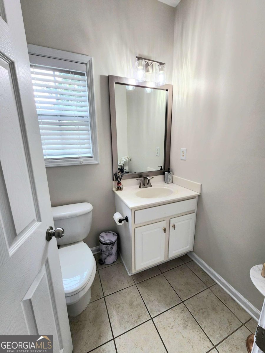 378 Vinings Vintage Circle Mableton - 7