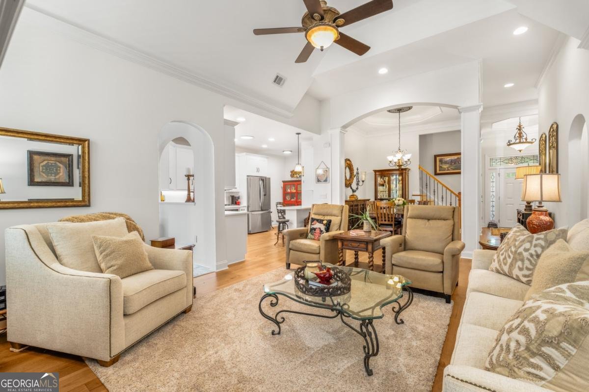 5575 Villa Lake Court Suwanee - 13