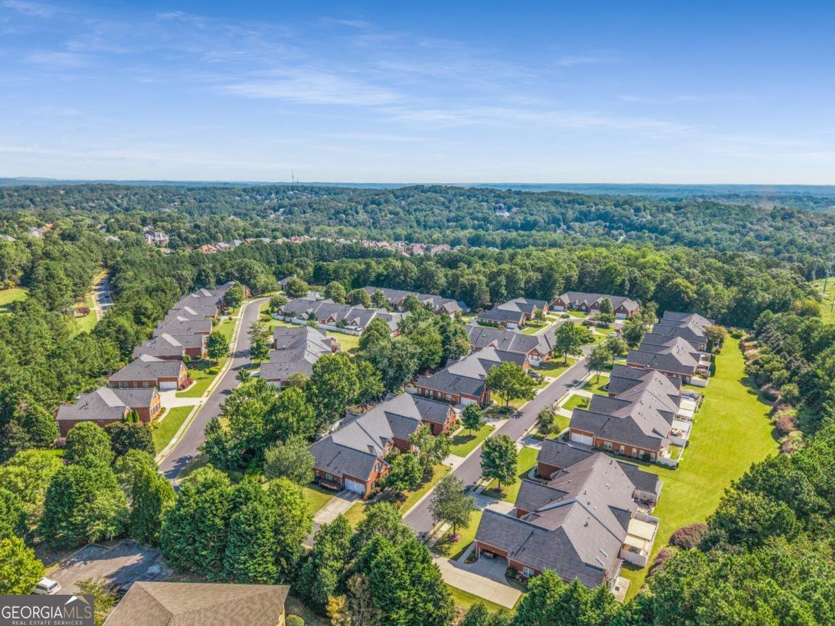 5575 Villa Lake Court Suwanee - 17
