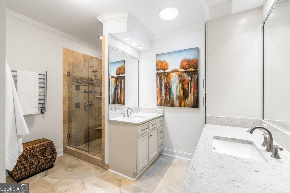 5575 Villa Lake Court Suwanee - 8