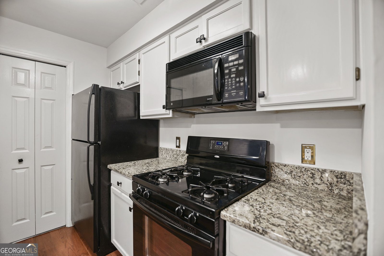 818 Ridgefield Drive Peachtree City - 1