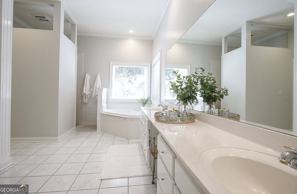 611 Pearl Street Collins - 52