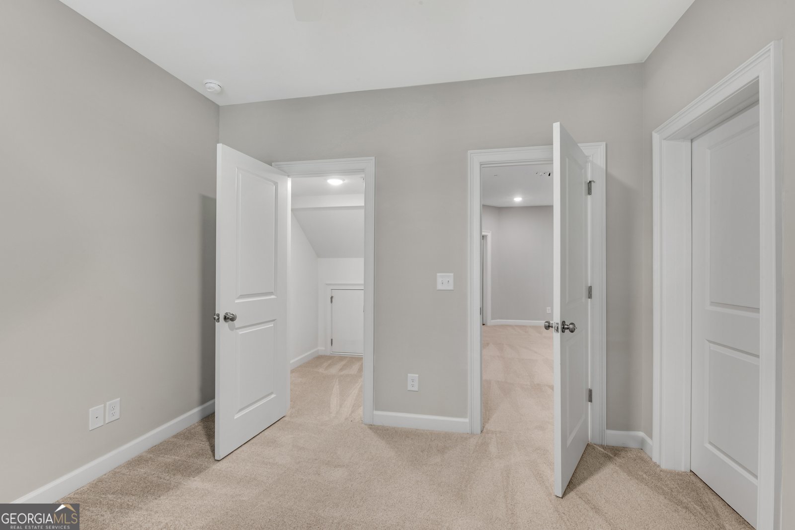 427 Retreat Lane Canton - 37
