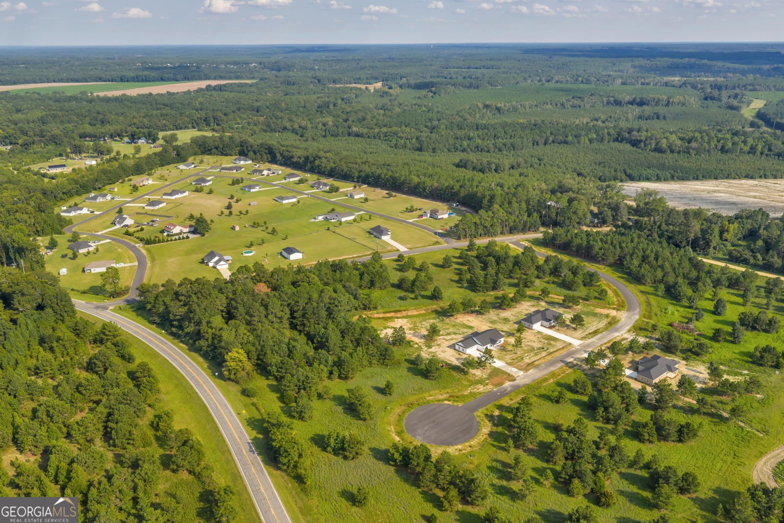 122 Lord Hatcher Drive Dexter - 39