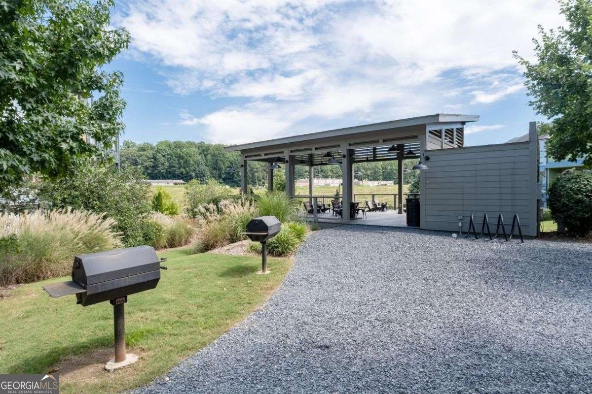 1054 Crest Circle Atlanta - 32