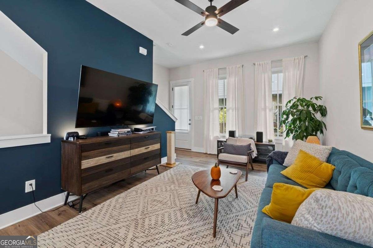 1054 Crest Circle Atlanta - 6