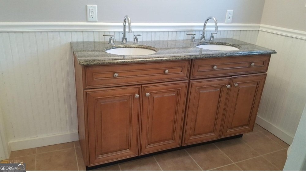 1120 5th Avenue Twin City - 20