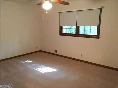 2183 CHAPARRAL Drive Snellville - 12