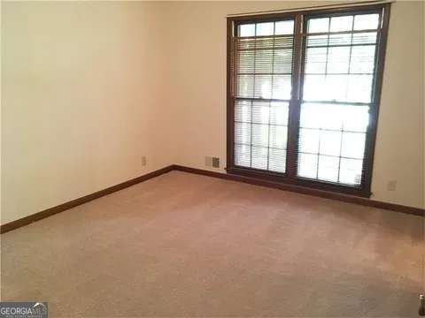 2183 CHAPARRAL Drive Snellville - 15