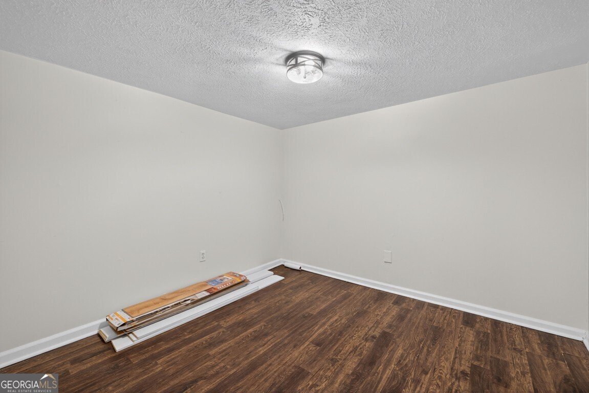 256 Robin Hood Lane Fairmount - 23