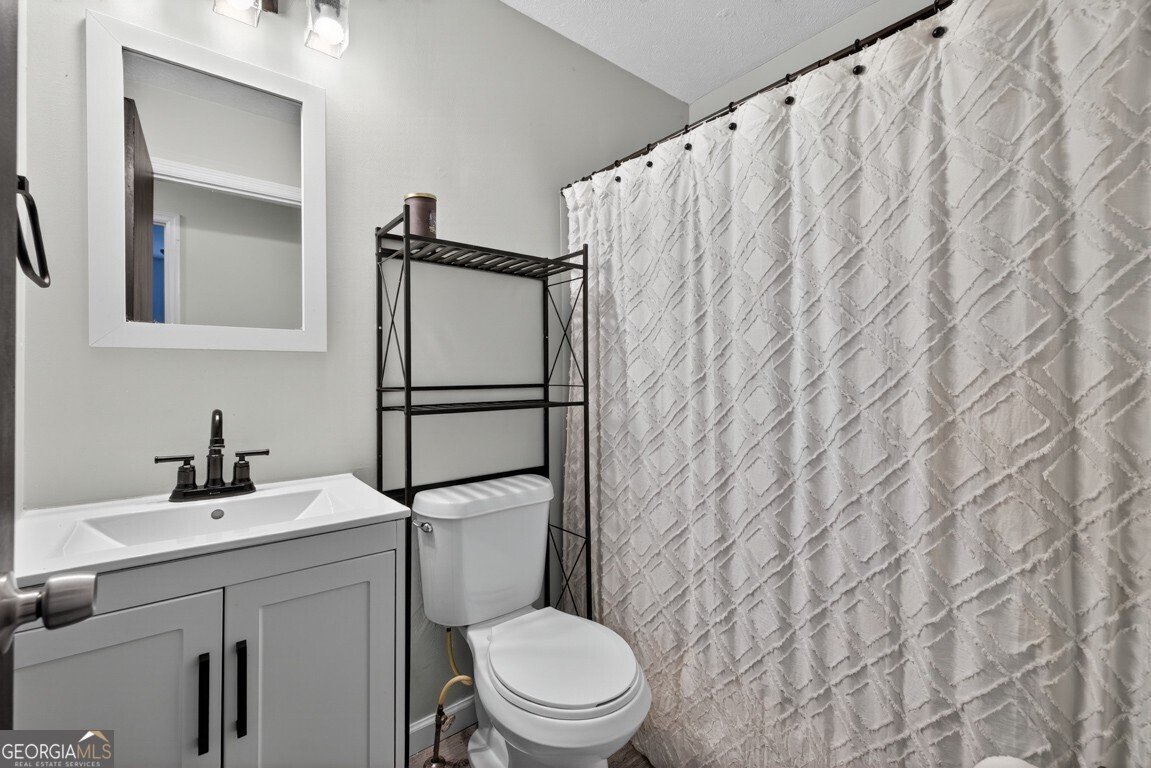 256 Robin Hood Lane Fairmount - 34