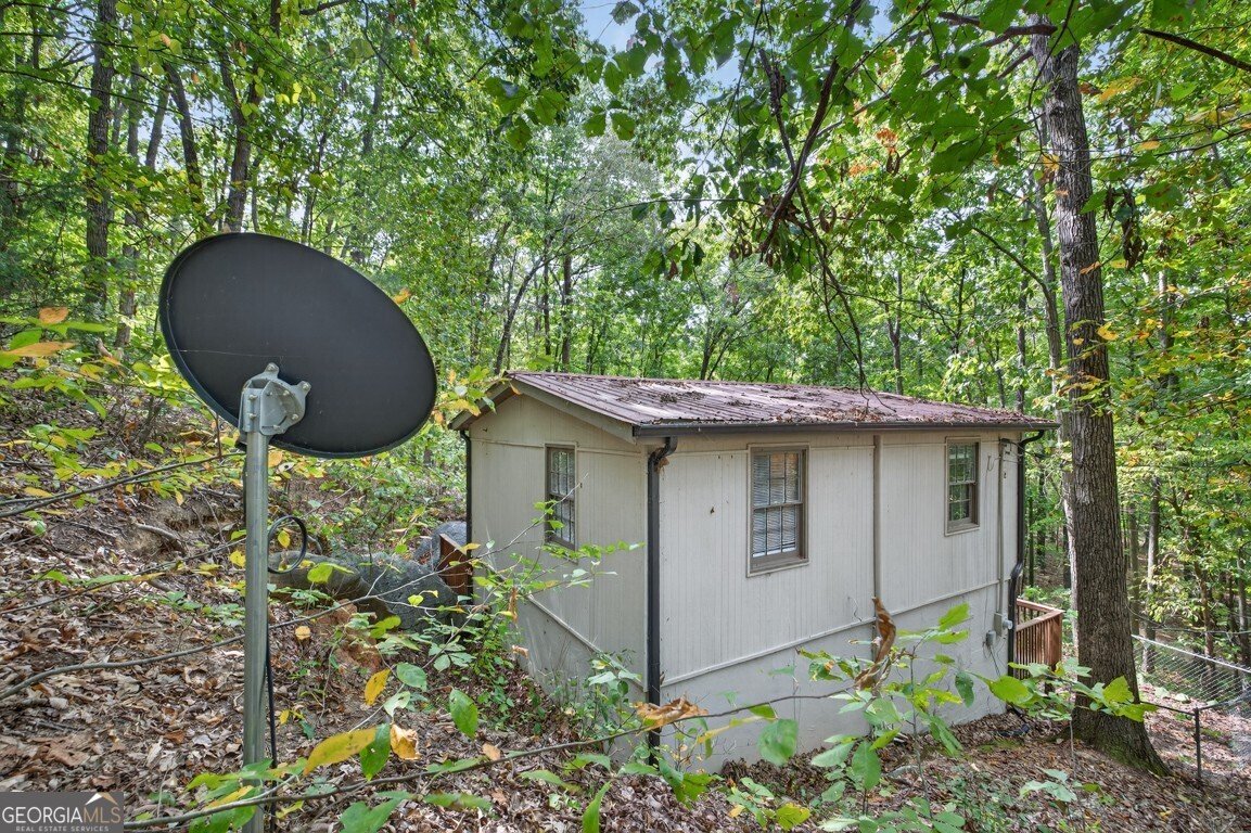 256 Robin Hood Lane Fairmount - 44