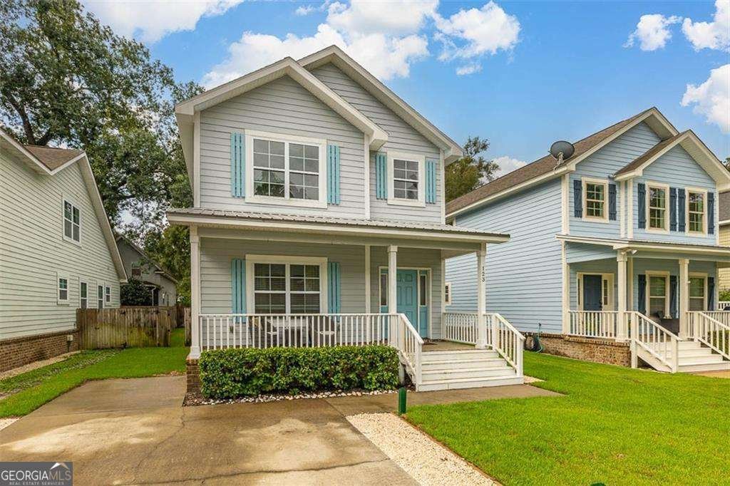 123 Maple Street St. Simons - 2