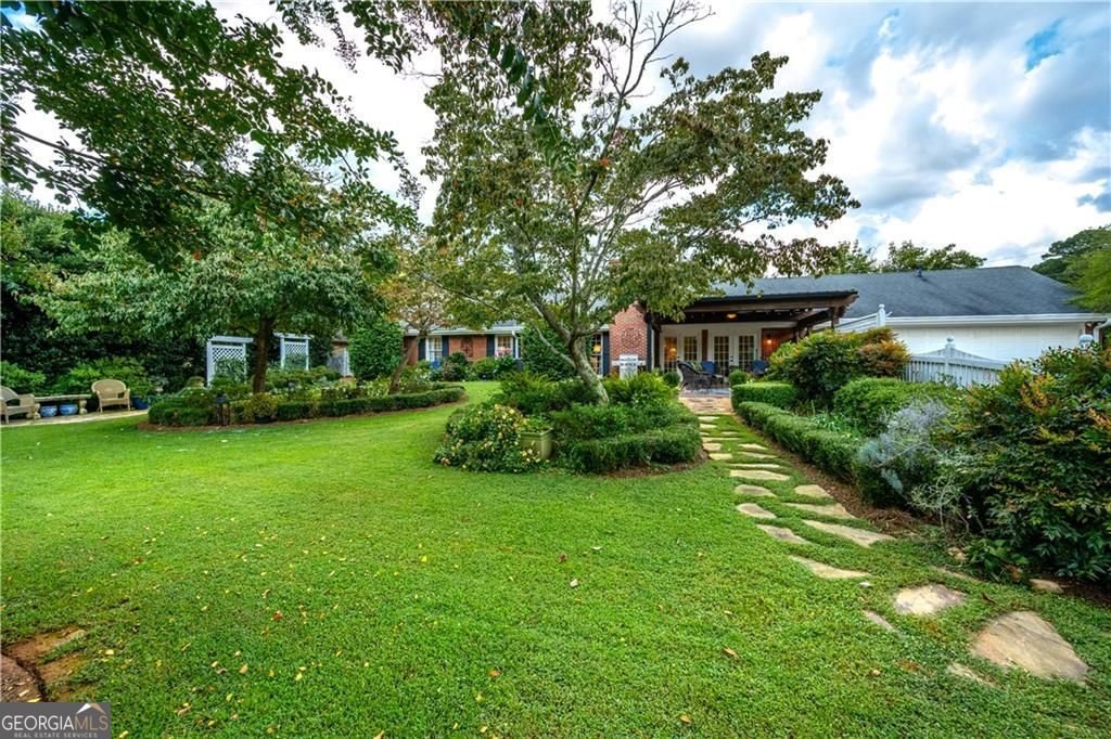 155 Bent Grass Drive Roswell - 41