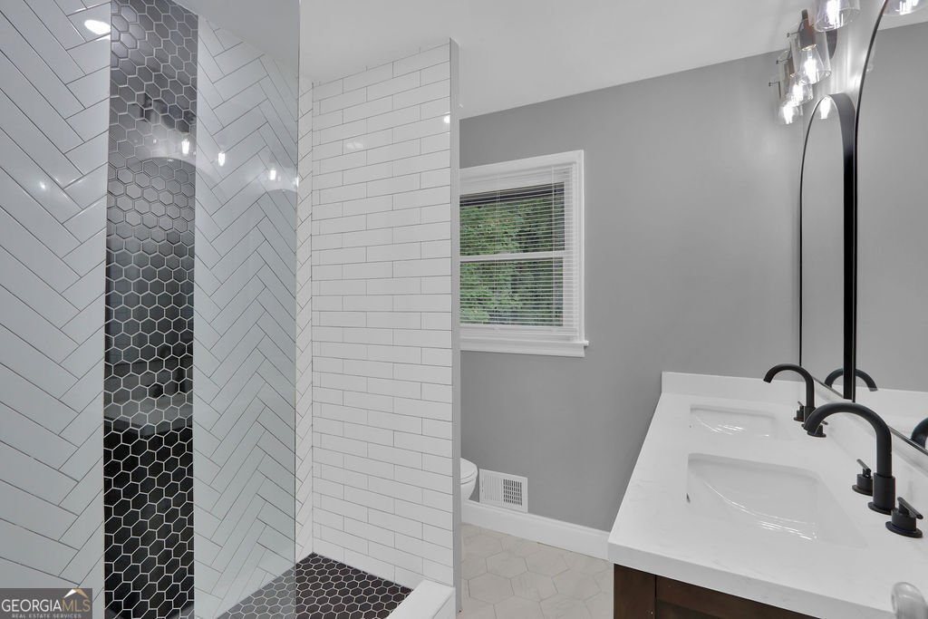 3122 Vandiver Drive Marietta - 23