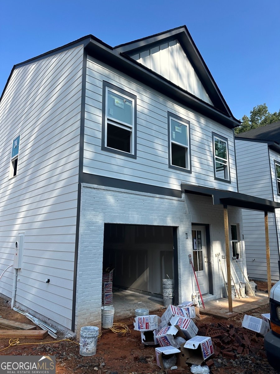 213 Jackson Heights Cleveland - 1