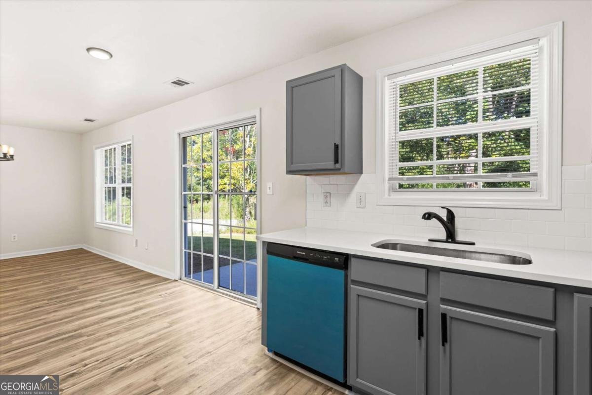 4780 Browns Mill Ferry Road Lithonia - 21