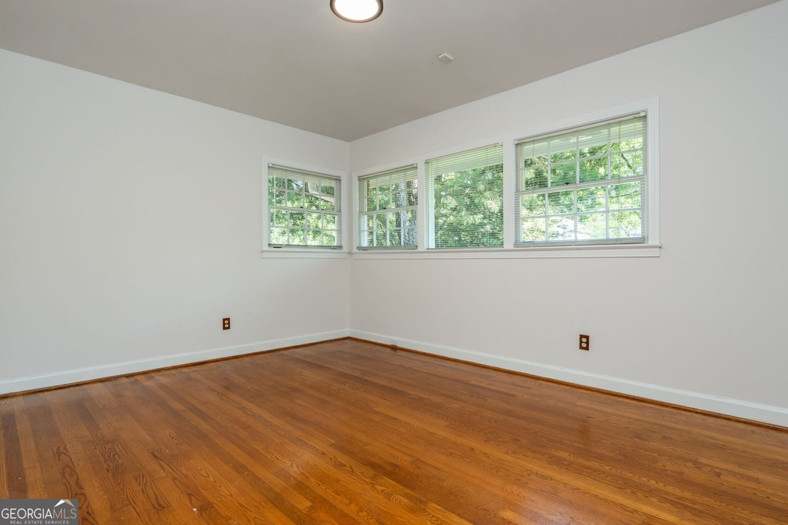 1392 Lively Ridge Road Atlanta - 3
