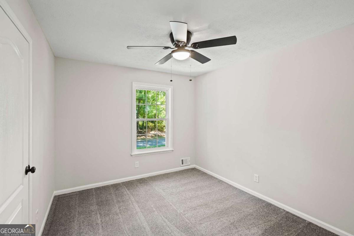 7508 Asbury Manor Drive Lithonia - 17