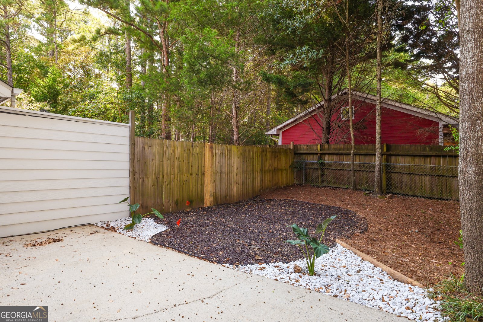 415 Williamsburg Way Fayetteville - 32