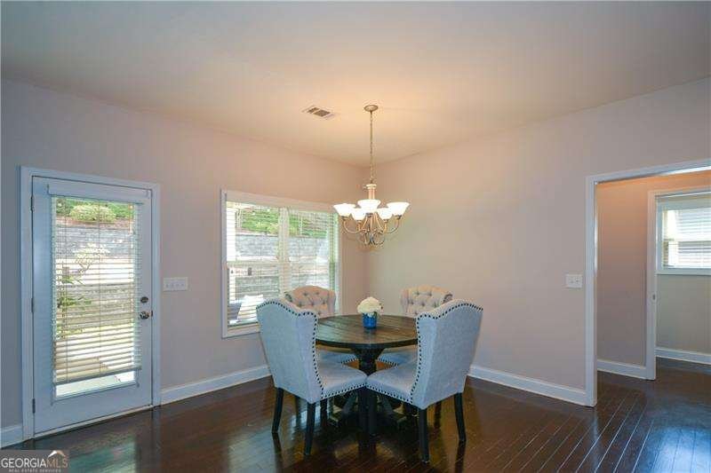 453 Thorn Creek Way Dallas - 32