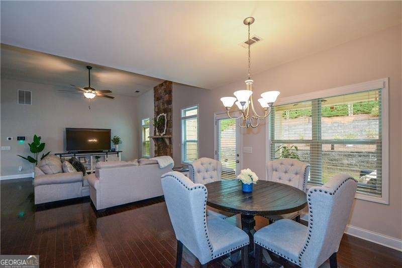 453 Thorn Creek Way Dallas - 33