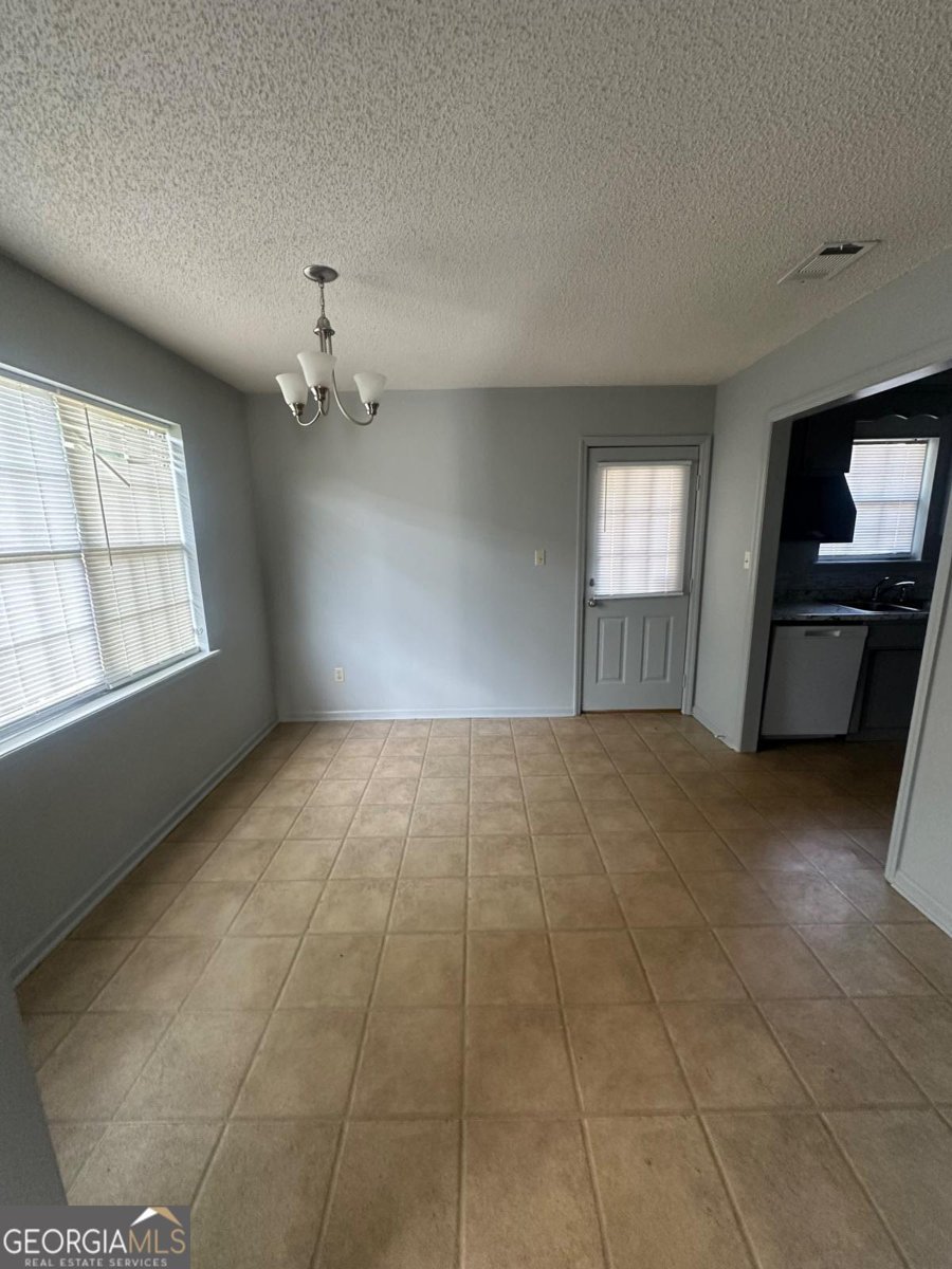 4193 Hamilton Valdosta - 2