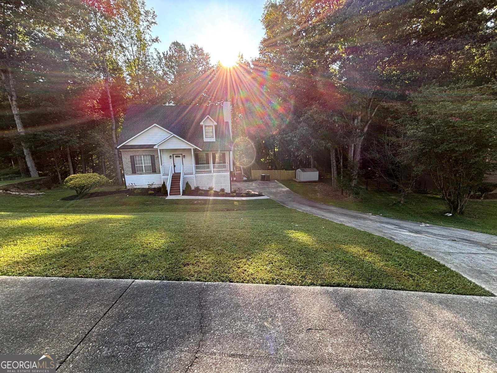 4066 Wedgefield Court Douglasville - 1