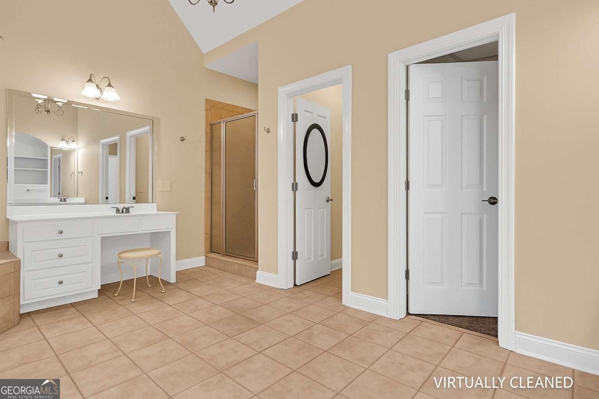 1641 White Oak Cove Loganville - 16