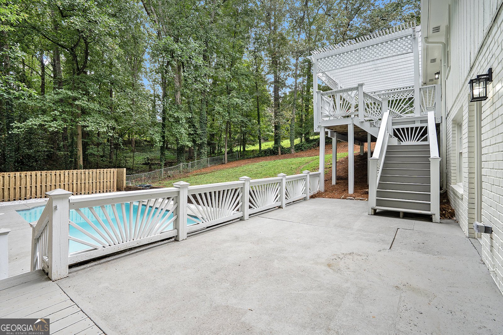 610 Pine Grove Road Roswell - 33