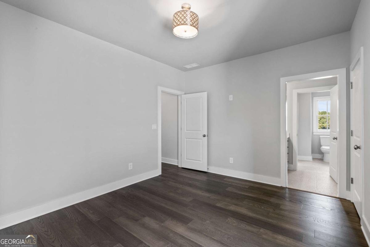 1038 Crossroads Trail Milton - 28