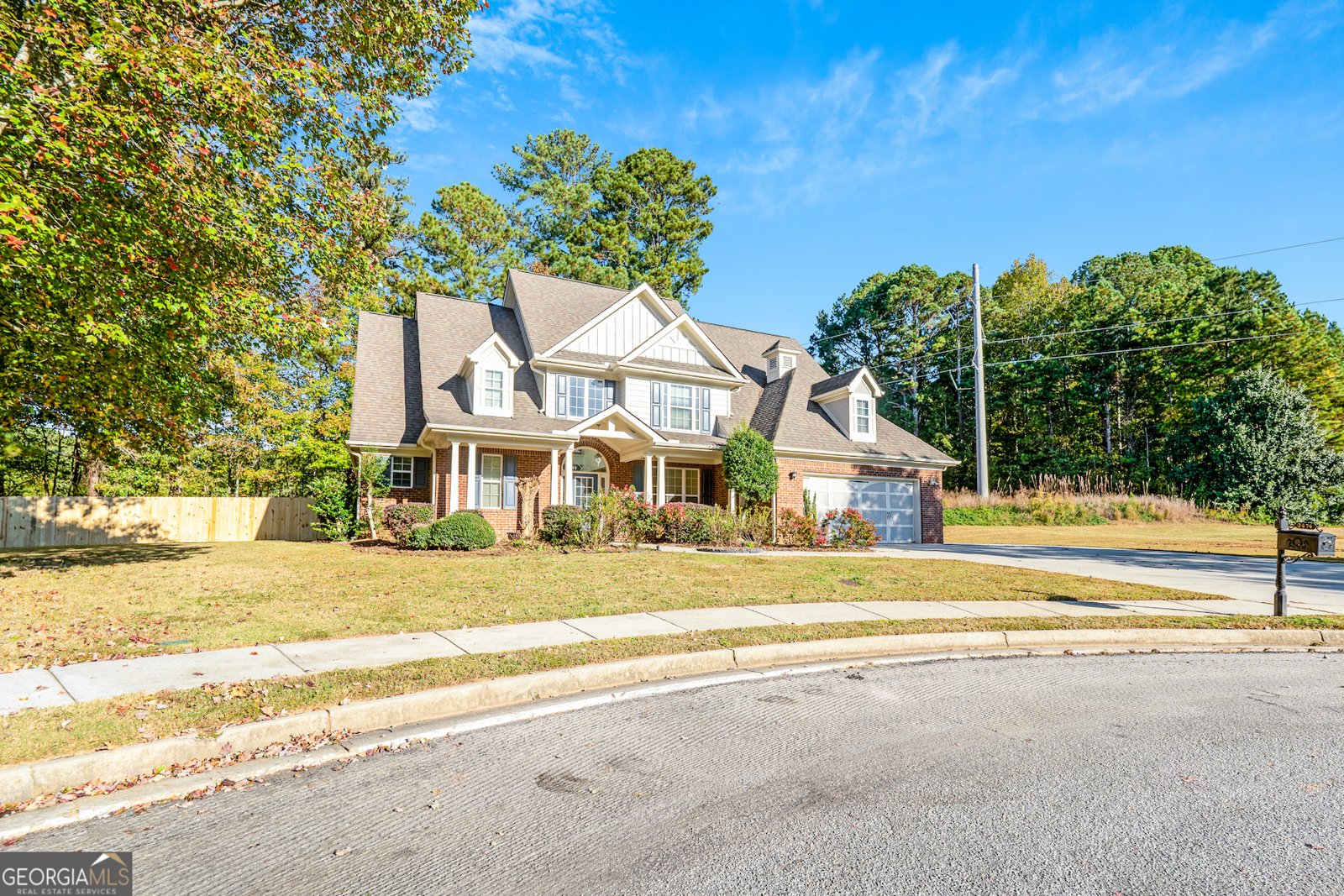 2474 Starfire Lane Loganville - 45