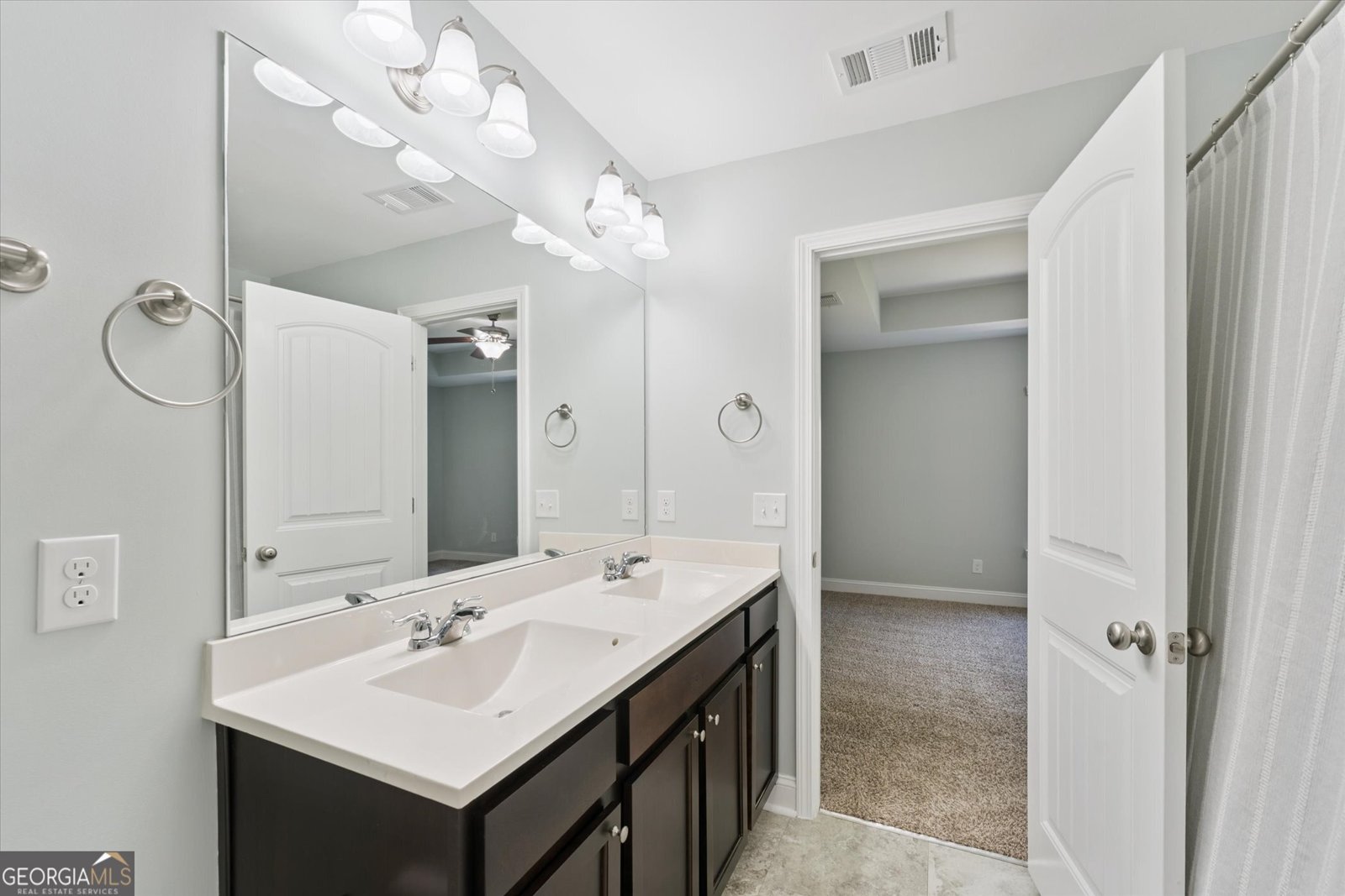 210 Kepler Loop Richmond Hill - 17
