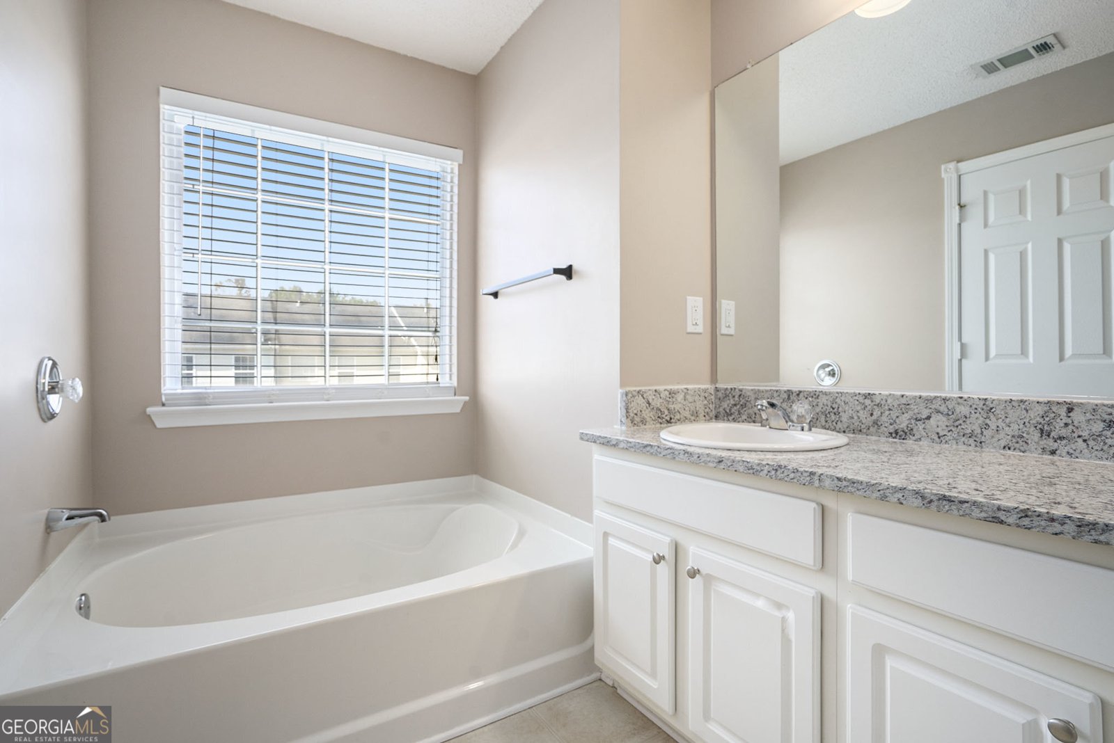 705 Breeze Lane Woodstock - 16